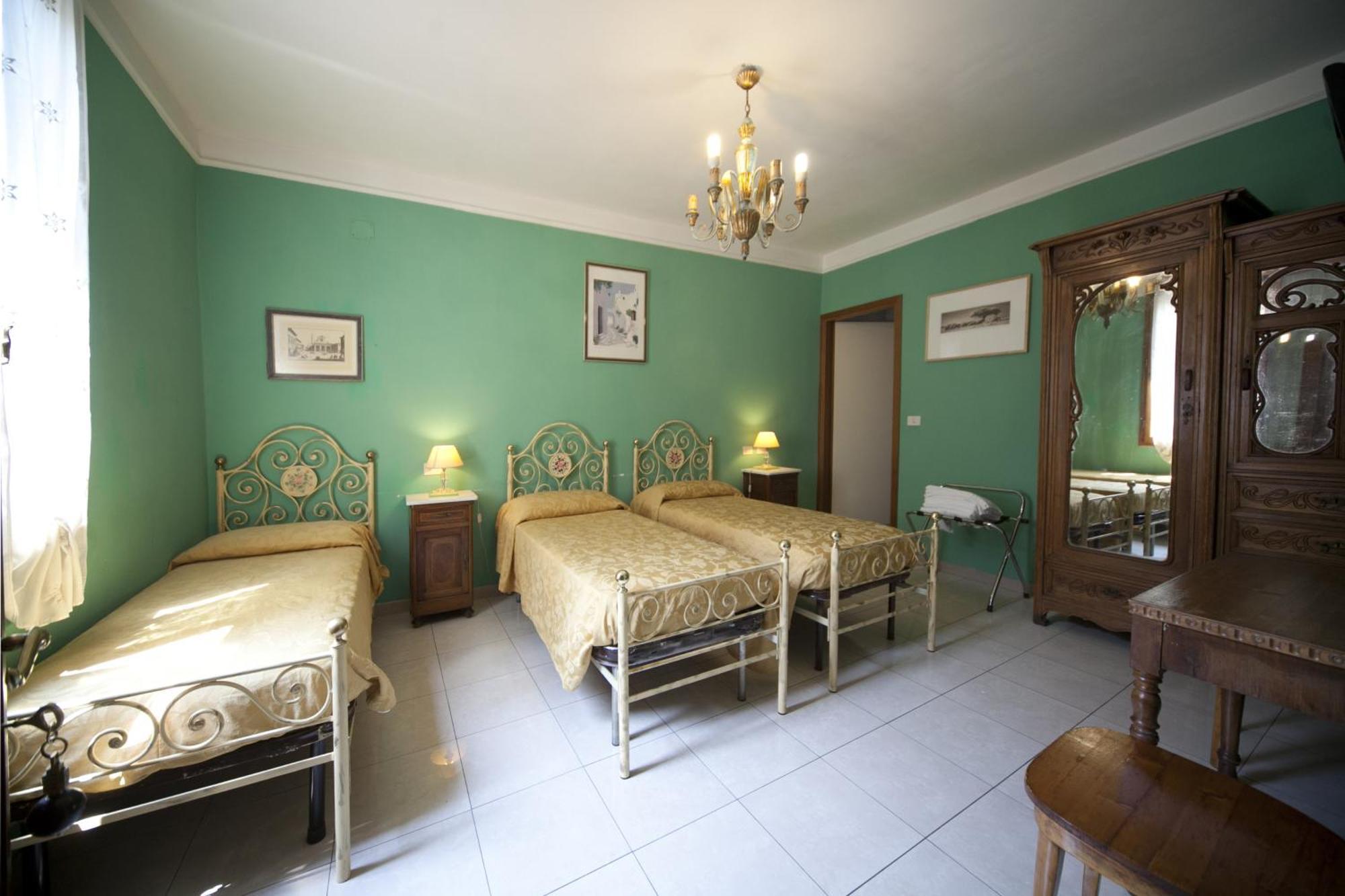 Hotel Merlini Florenz Zimmer foto